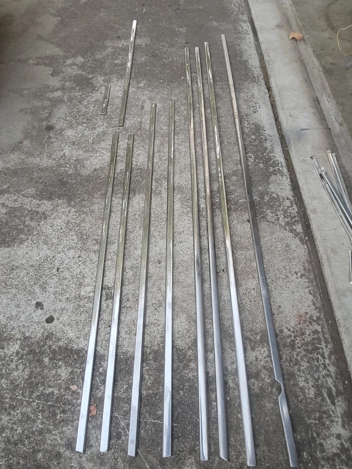 ОРИГИНАЛЬНЫЙ МОЛДИНГ ДЛЯ ОТДЕЛКИ КУЗОВА GM OLDSMOBILE CUSTOM CRUISER - Изображение 2 из 4