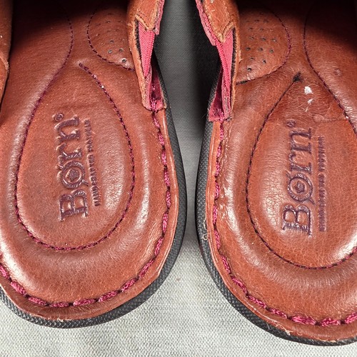 Born Majesty Mule Clogs Womens Size 9W Red Leather Studded Slip On Comfort Shoes - Picture 18 of 20