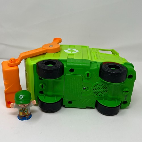 Fisher Price Little People Recycling Truck Sanitation Worker Sounds Songs Phrase - Picture 8 of 16