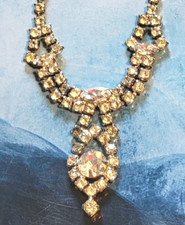 Vintage Mid-century Rhinestone Bib Necklace- Sparkly Special Occasion wh03-10