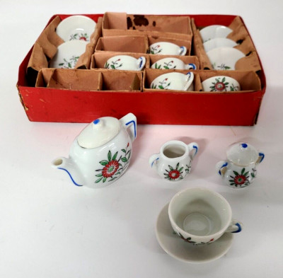 Vtg Service for 6 Child China Toy Play Tea Set Plates Tea Cups Sugar Cream Japan