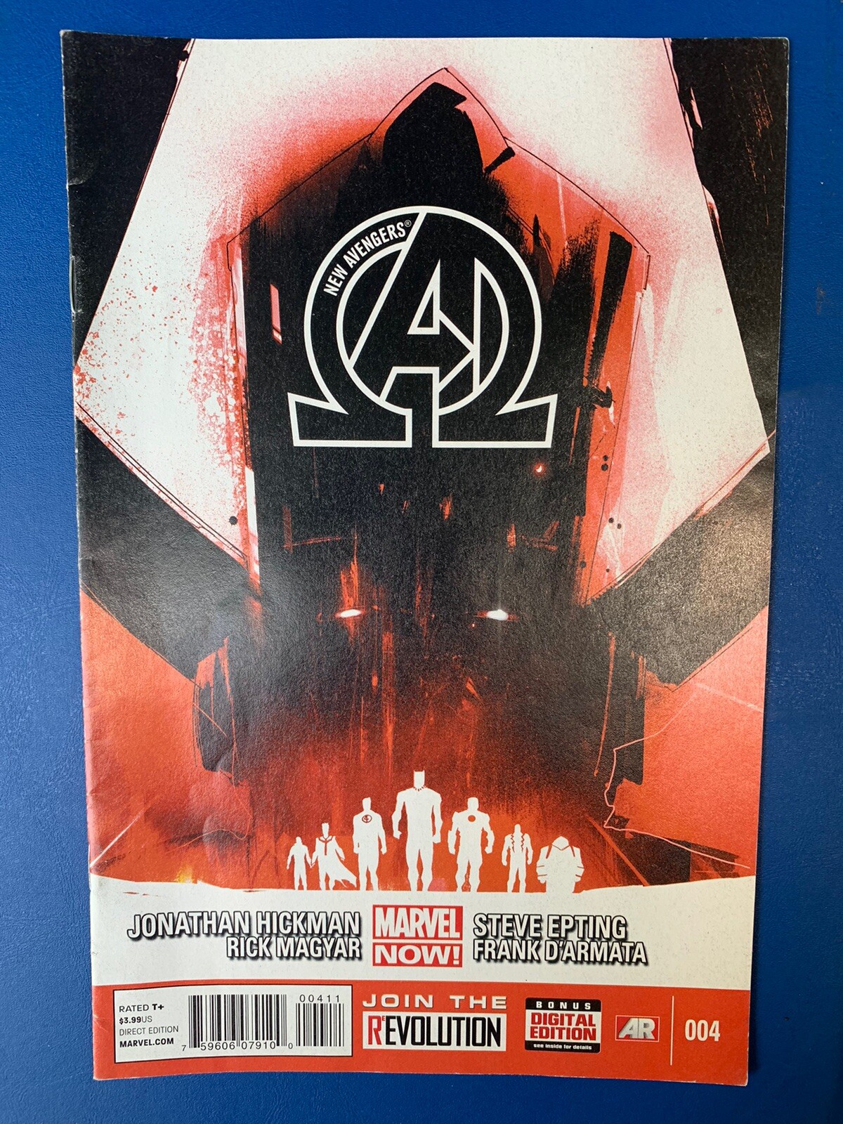 MARVEL. NEW AVENGERS ARE. 2013 ISSUE -:- IN VERY NICE CONDITION.