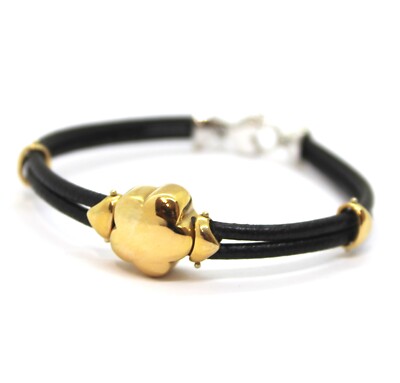 Lederarmband mit Blume aus 18 Karat Roségold und Herzverschluss aus 18 Karat Weißgold