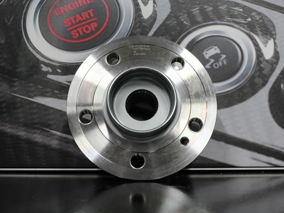 NEW Genuine Mercedes-Benz W204 C-Class Front Wheel Hub With Bearing A2043300625 - Image 2 of 4