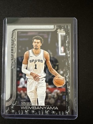2025-26 Topps Basketball Victor Wembanyama #195 Tip Off Parallel - SA SPURS