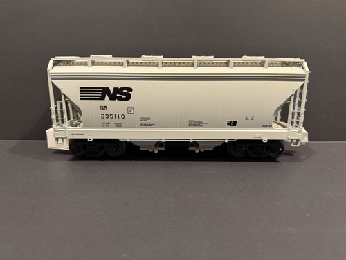 Tolva de flujo central de 2 bahías Norfolk Southern escala O MTH Premier #235110 3 rieles | Zustand: New