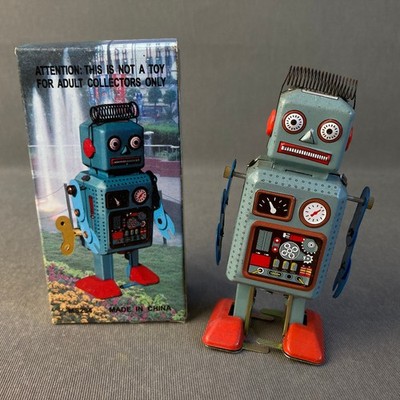 ROBOT MS 294 | Mechanical Wind-Up Collectible | Modern Metal | Boxed, untested