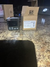 Red Lion Controls PXU21A20 Temperature Contro...