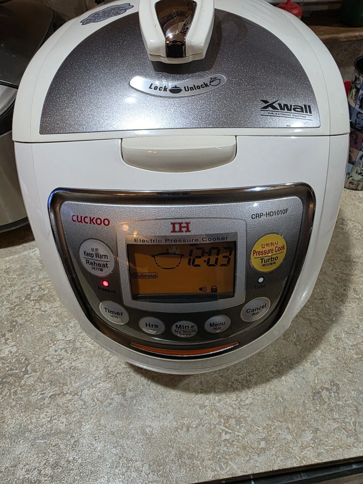 Cuckoo CRP-HD1010F IH Pressure Rice Cooker Induction Heating 10 Cup White