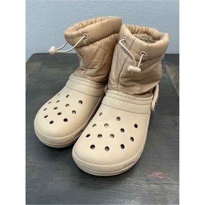 CROCS Classic Lined Neo Puff Boots Chai Beige Tan Unisex M6/W8