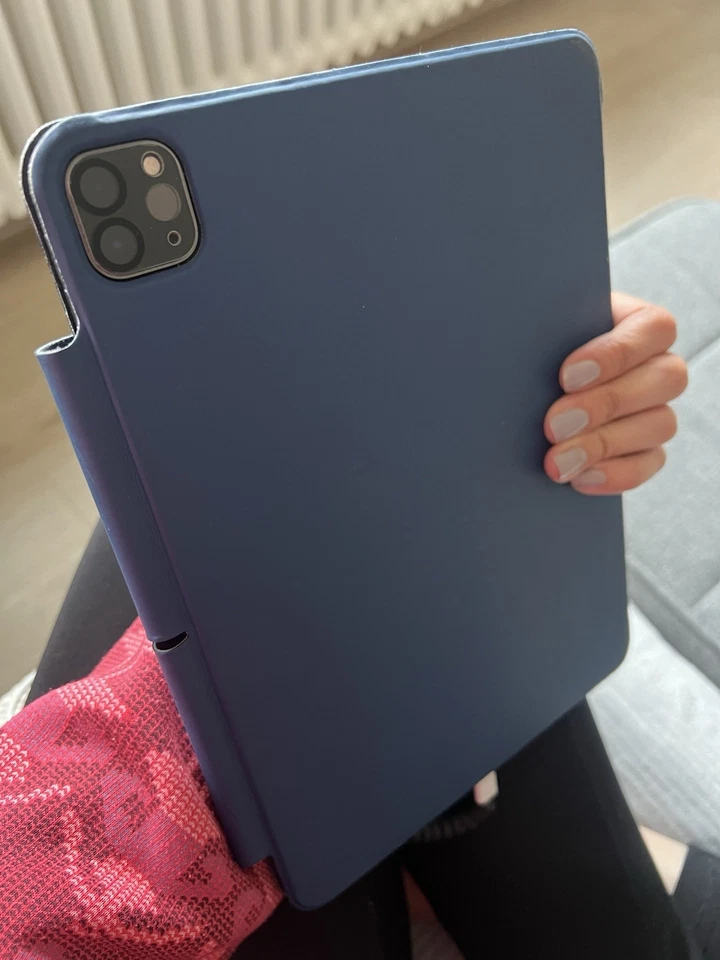 Apple iPad Pro 3. Gen 256 GB, Wi-Fi, 11 Zoll - Space Grau - Bild 3 von 4