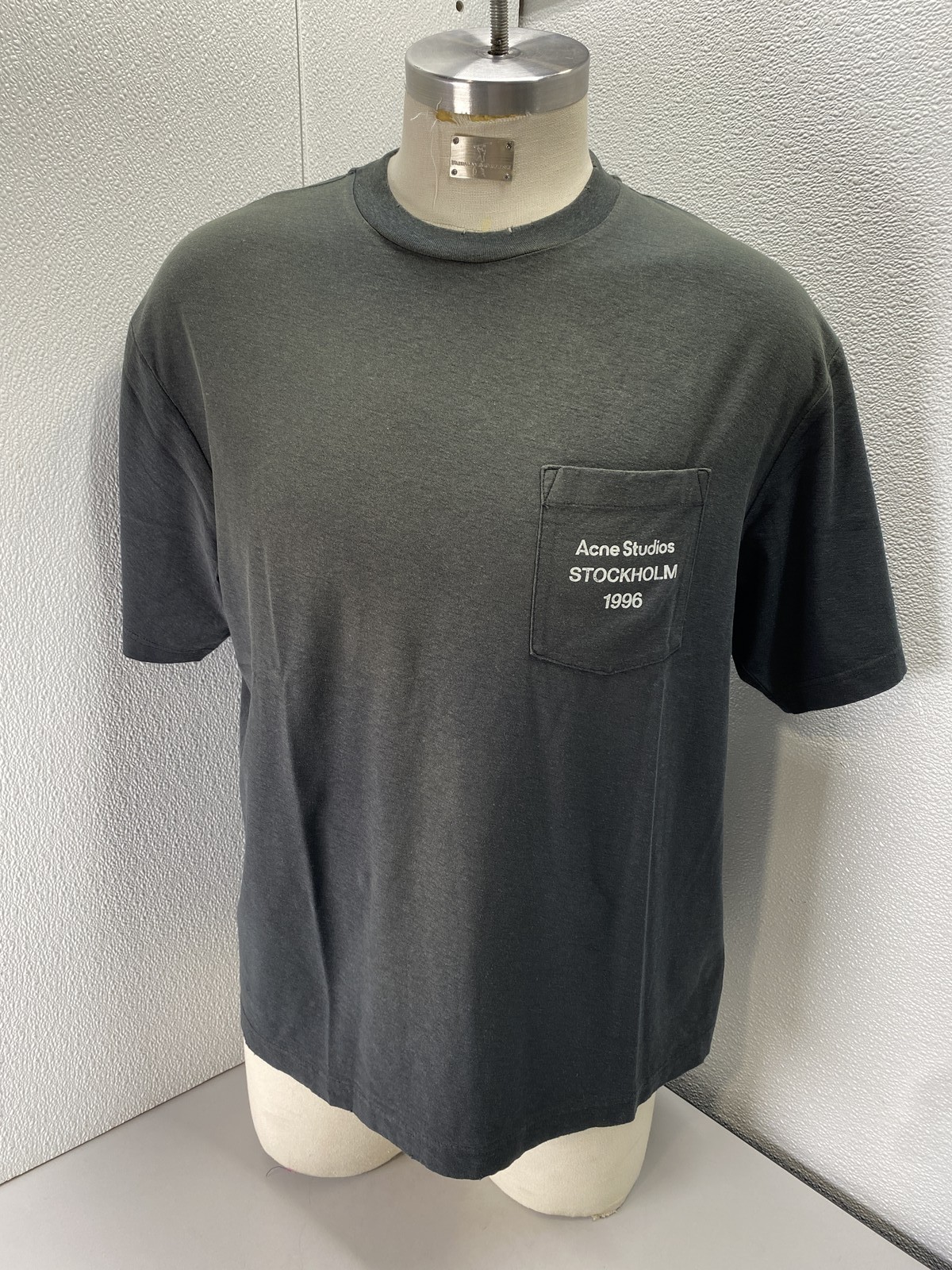 Acne Studios Mens, Womens Pocket Short Sleeve T-Shirt Size M-M, W-L Faded Black
