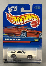Hot Wheels - Porsche 928 - Item #19986 - Collector #817 - Mattel 1997