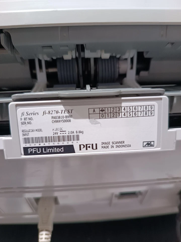 Ricoh Fujitsu  fi-8270 70ppm ADF + Flatbed Document Image Scanner  200scans - Image 3 of 4