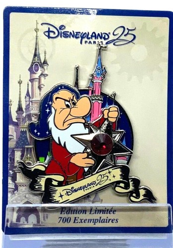 Disney Snow White Fantasy Disneyland D Pin LE 100 Pin Disney Parks 100th Anniversary Snow White 100 Years Wonder  main image 4
