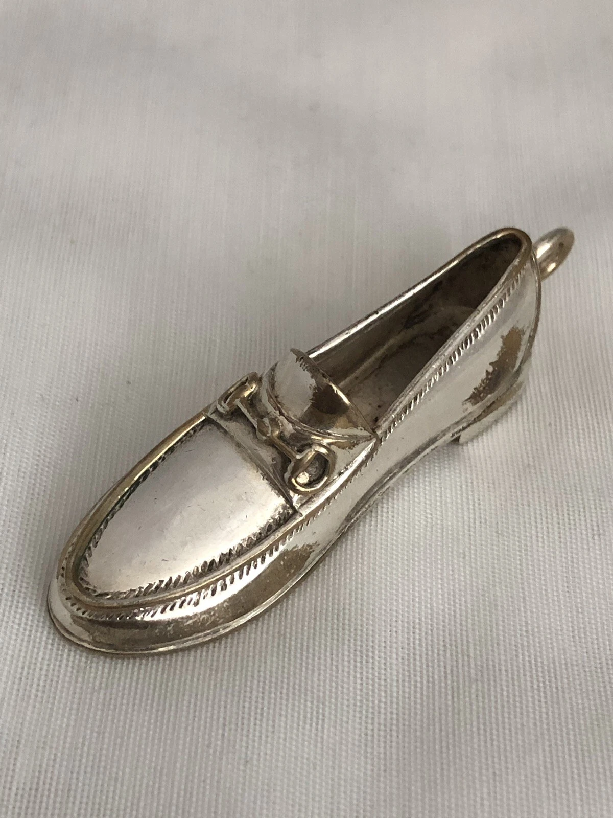 Chaussure à breloques miniatures Gucci plaqué argent fabriquée en Italie