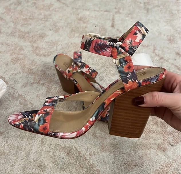 NWOT Schutz Floral print chunky heel with buckle closure around the ankle - Image 2 of 4