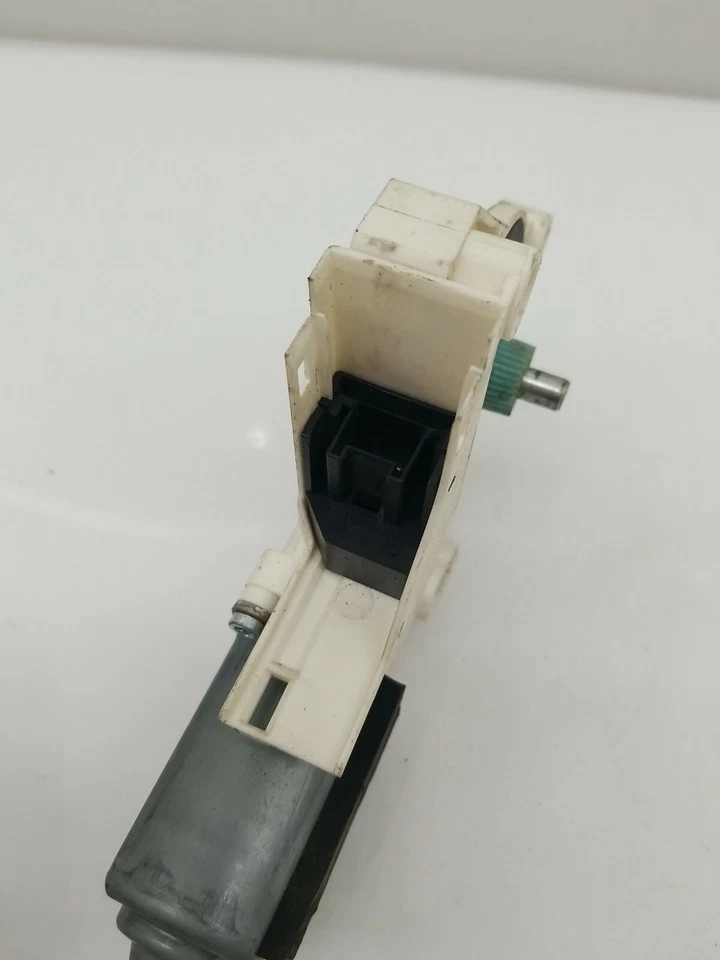 Motor ventana puerta delantera izquierda motor 8T0959801B OEM Audi Q7 tipo 4L 2013 2014 2015 Foto 4 de 4