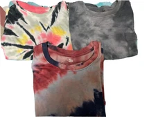 SO Brand Woman’s Tie Dye T Shirt Multiple Size Junior Pocket Tee S/S Shirt NWT