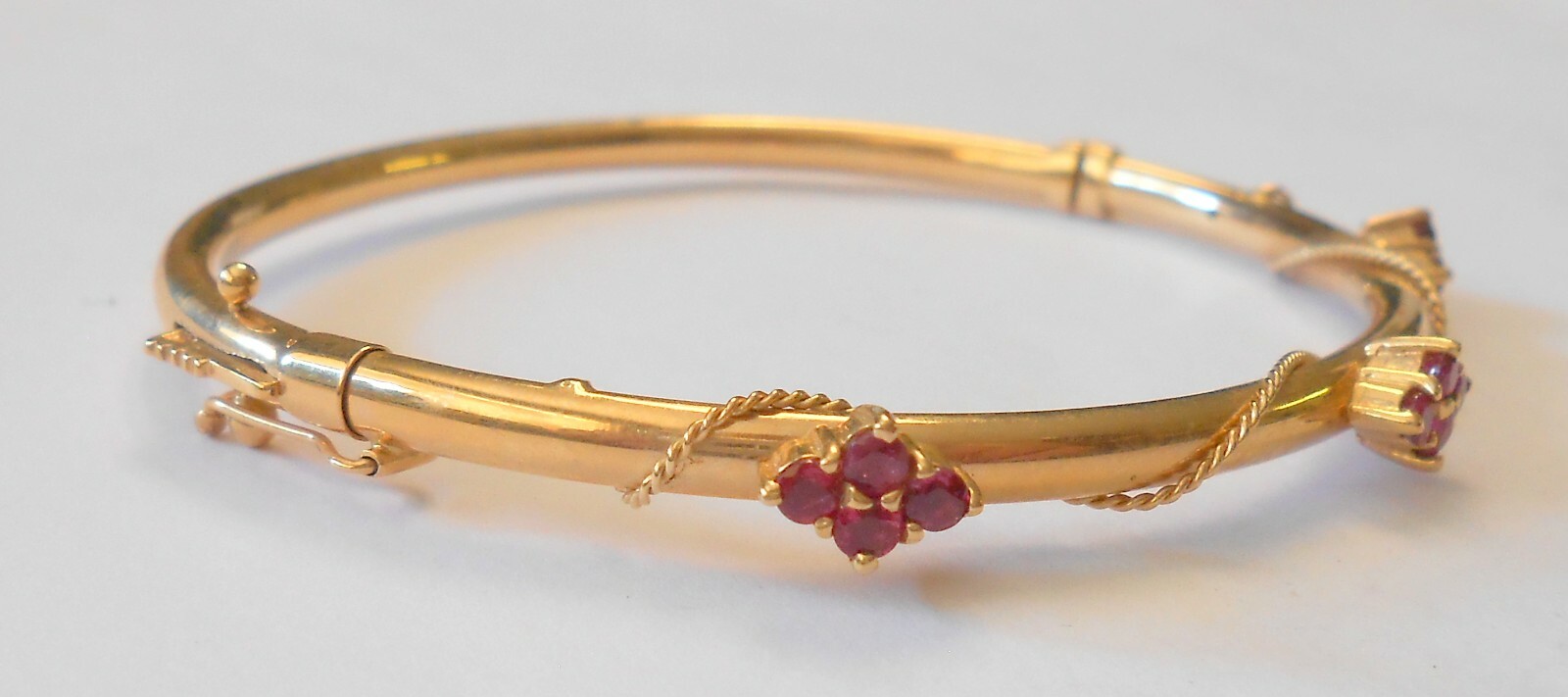 Solid 14K Yellow Gold Ruby Cluster Station Hinged… - image 4