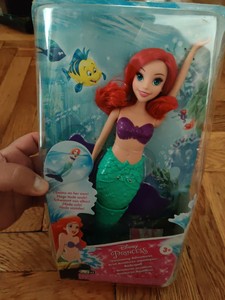 swimming adventure ariel