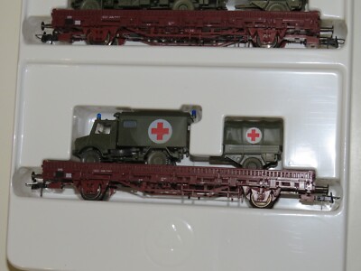Roco Minitanks 20個セット売り♪ H0 Roco Minitanks 44024 Set Sanitätszug Neuwertig aus