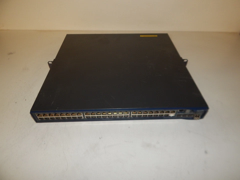 3Com 3CRS48G-48P-91 PWR 48-Port Gigabit Switch (MHJ31) - Image 4 of 4