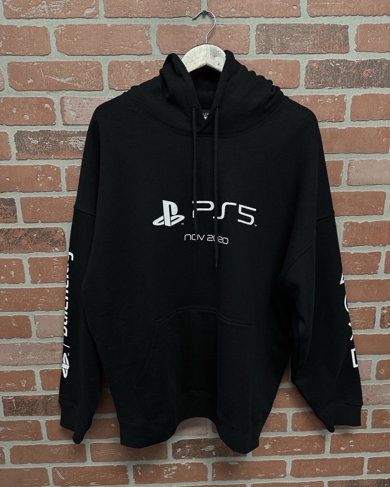 BALENCIAGA 21 Black x PlayStation 651799 Pullover Parka 100percent Authentic Womens S