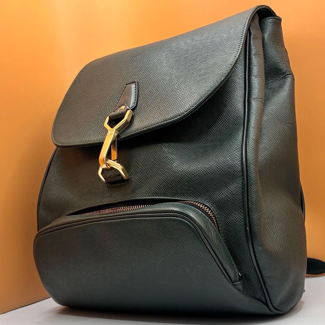 Louis Vuitton Taiga Cassia M30174 Backpack Grizzly From Japan