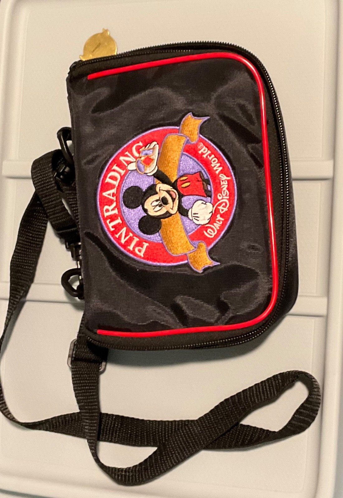 Disney Parks Walt Disney World Mickey Mouse Pin Trading Bag Crossbody Small
