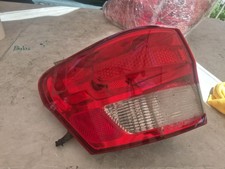 2011-2013 Jeep Grand Cherokee Left Driver Side Lh Tail Light R4