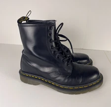 Doc Martins 1460 Womans 7 Smooth Leather lace up boot