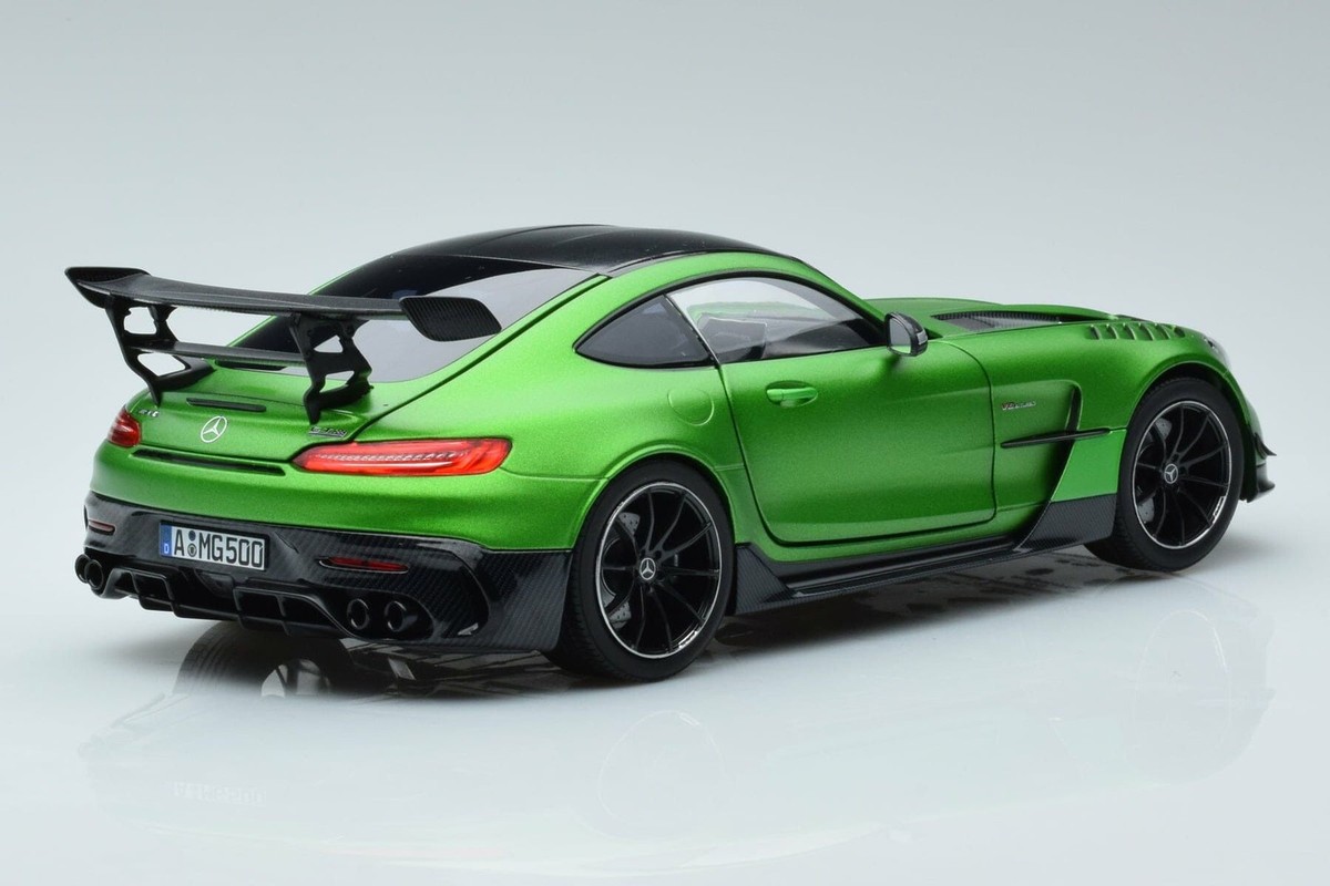 Mercedes AMG GT Black Series Green Hell Magno 1:18 Norev | 183903