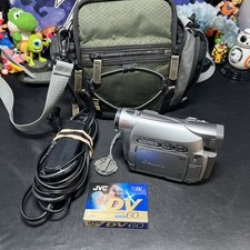 Canon ZR200 Mini Dv camcorder, with charger, adapter and bag working