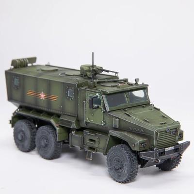 1/72 AM Russian Typhoon U6×6 Wheeled Armored Vehicle Internal Structure Model