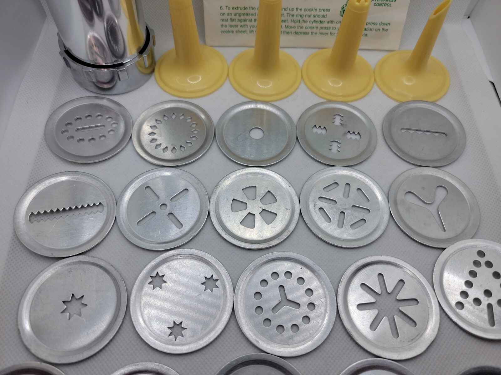 VillaWare Professional Metal Classic Cookie Press 20 Disc 4 Funnel eBay