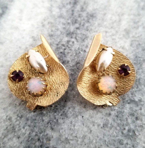 Vintage Retro Rhinestone Clip On Earrings, Gold T… - image 1