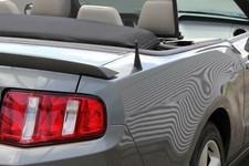 Antenne Stubby passend für Ford Mustang V Cabrio Kurz 2010-2014 The Stubby 10cm