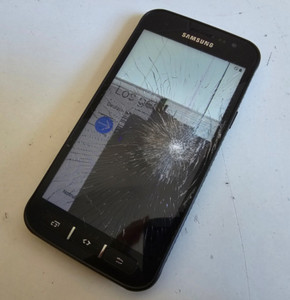 Samsung Galaxy XCover 4 (SM-G390F) / Displaybruch / DEFEKT, ERSATZTEILSPENDER