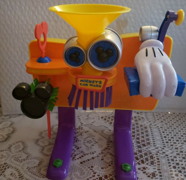 Disney Clubhouse Mickey's Mouse Car Wash Color Change Playset Play Set