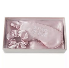 Extend Your Blowout Satin pillowcase, eyemask  scrunchie Macy's 3 pc set NEW