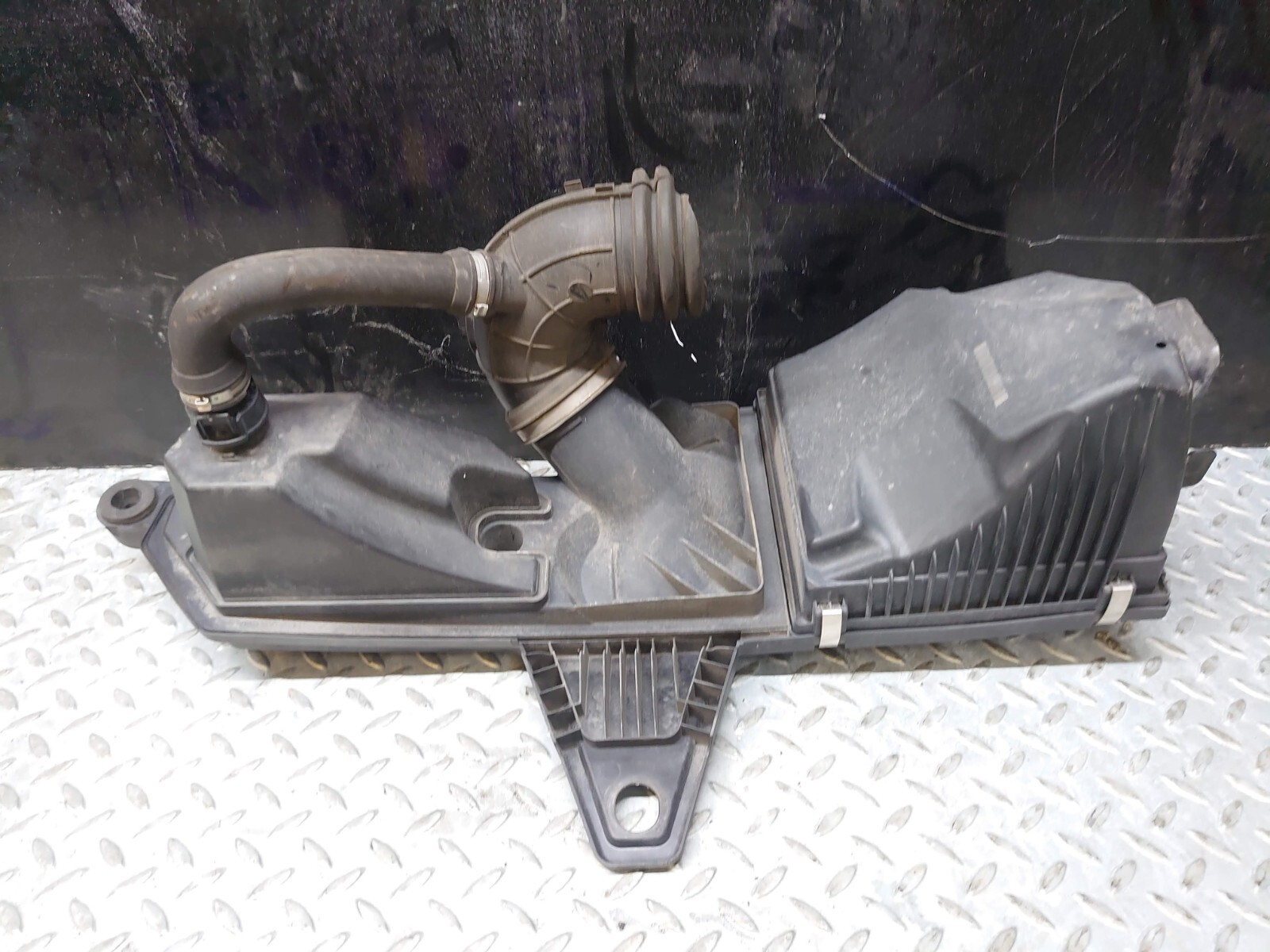 BMW 3 SERIES F30 F31 2011 - 2015 AIRBOX ASSEMBLY 70519058 | eBay 