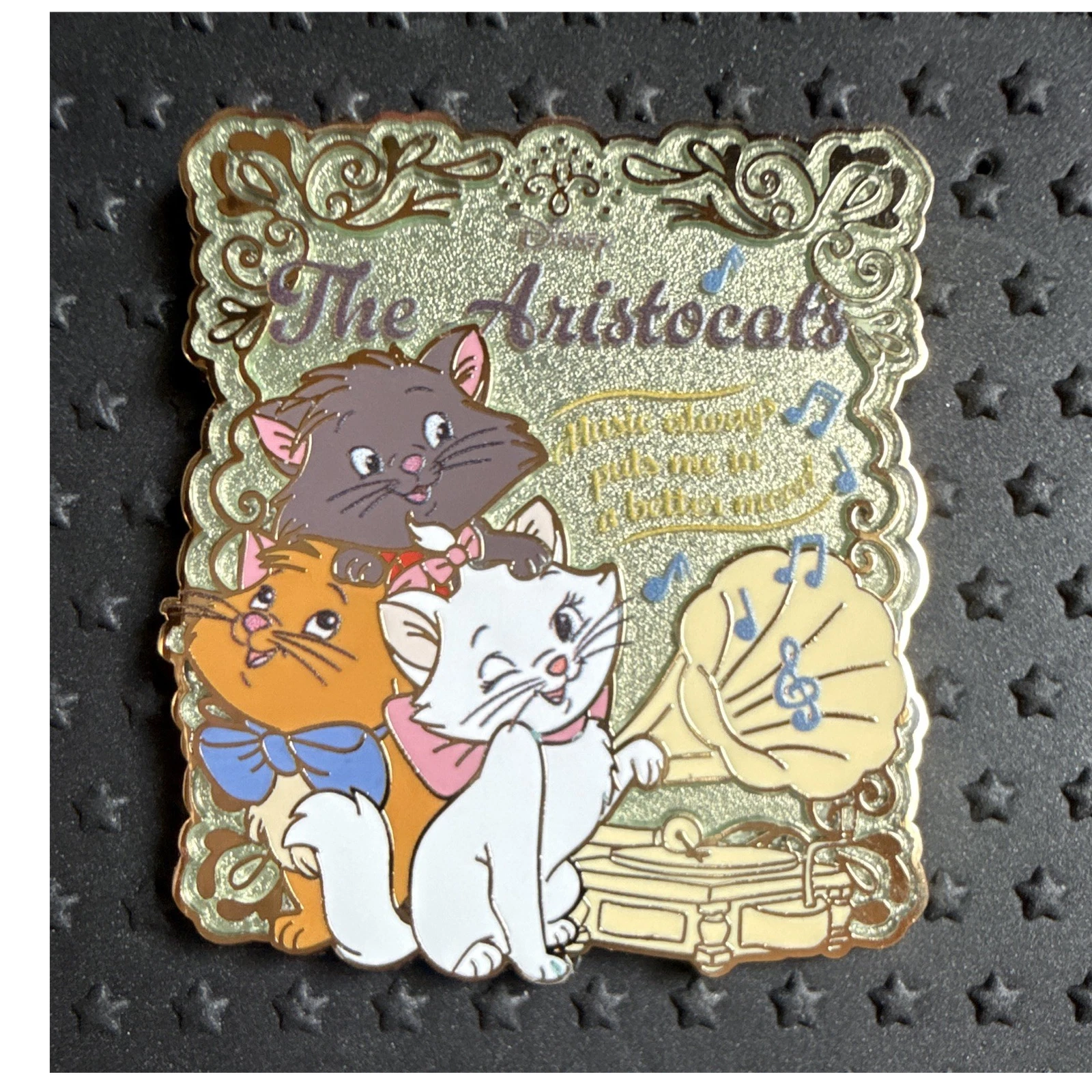 Disney The Aristocats Glitter Single Trading Pin