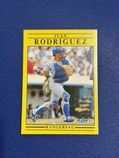 1991 Fleer Update Ivan Rodriguez Rookie Card #U-62. rookie card picture