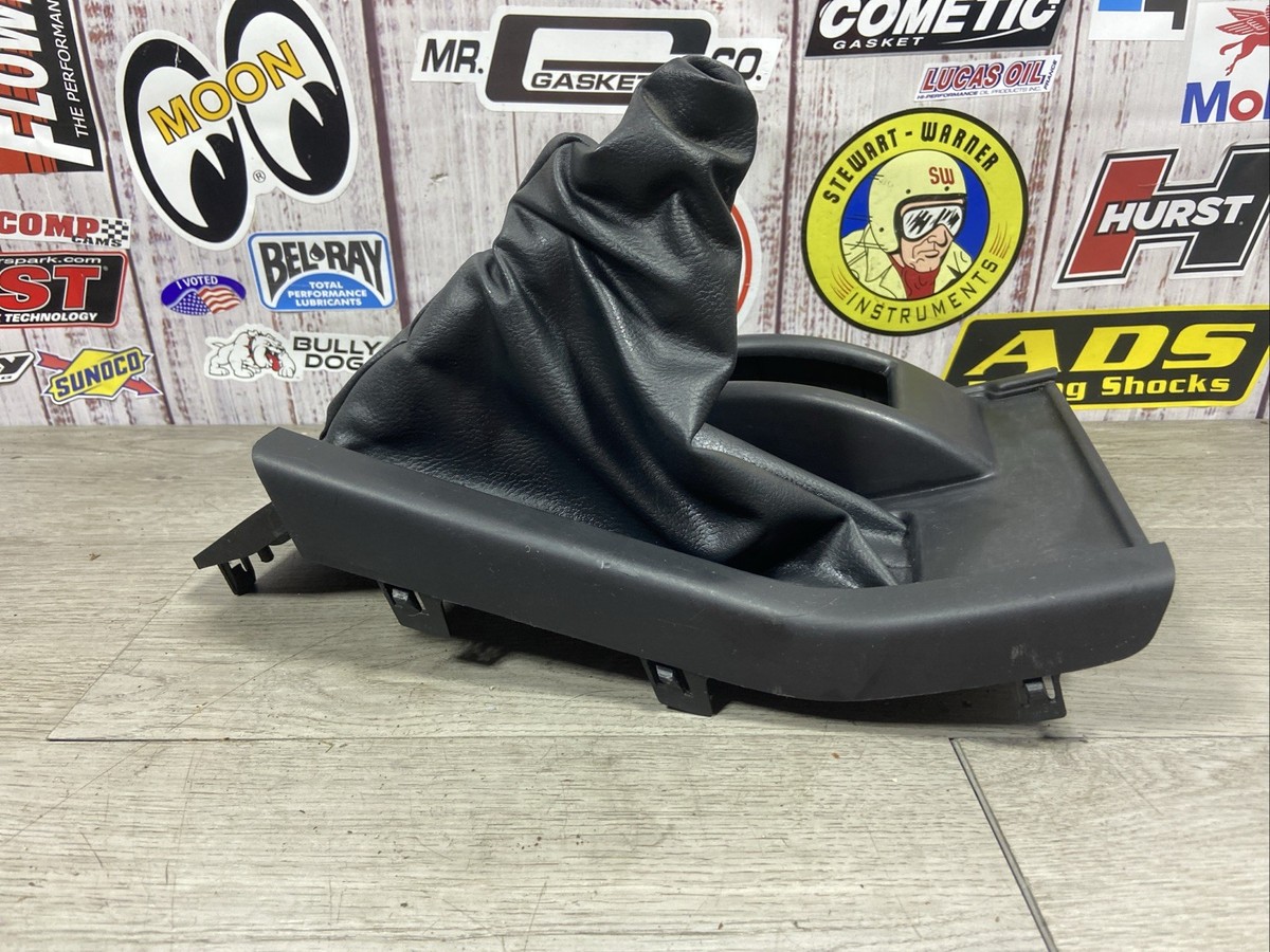 2000 - 2004 Nissan Frontier Xterra Shifter Bezel Trim Manual