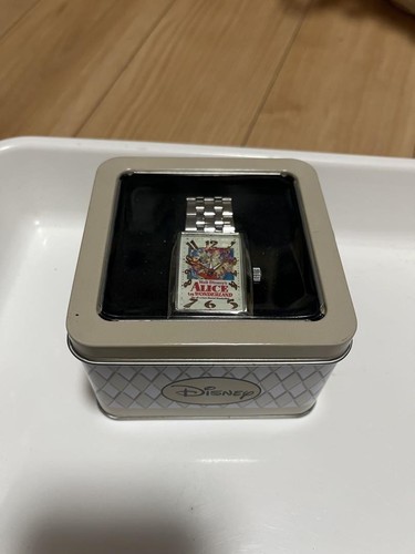 Disney Characters Alice In Wonderland Metal Wrist Watch