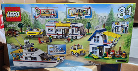 LEGO Creator 3in1 Vacation Getaways (31052) Brand New & Sealed - Retired (NISB)