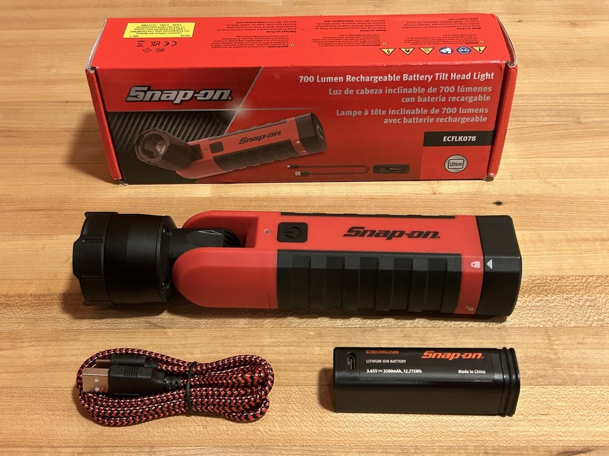 Snap-on Tools | ECFLK078 - 700 Lumen Rechargeable Li-ion Battery