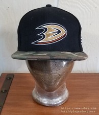 NHL ANAHEIM MIGHTY DUCKS HOCKEY MILITARY NIGHT SGA ADJ BLACK CAMO LID HAT CAP