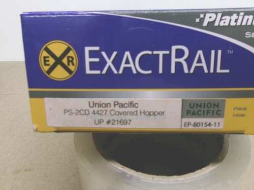 Exact Rail Ho PS-2CD 4427 Hopper, Union Pacific 21697 - Picture 3 of 3